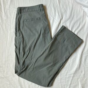 Outlier Futureworks Dust Olive Size 36